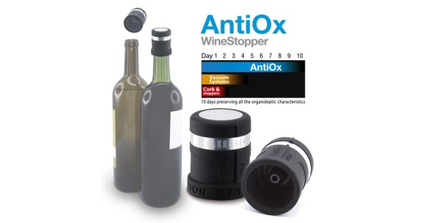 Bouchon AntiOx Pulltex sur une bouteille de vin et illustration de la conservation