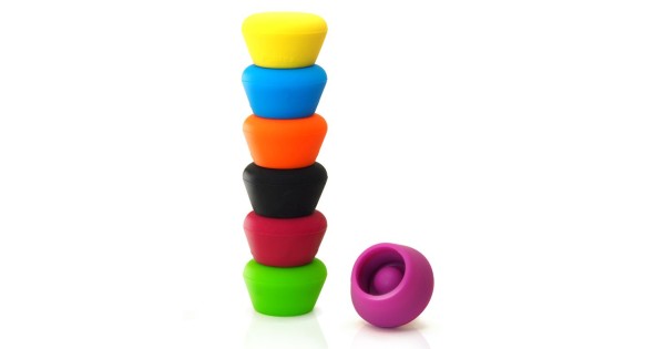 Différentes couleurs de la gamme de bouchons à champagne en silicone Pulltex