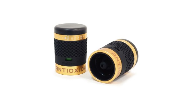 Bouchon AntiOx Champagne Pulltex debout et vue de la fermeture