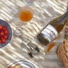 Tire-bouchon à deux bras Arcos sur une table de pique-nique