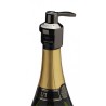 SW-101 nickel noir fermé sur une bouteille de champagne