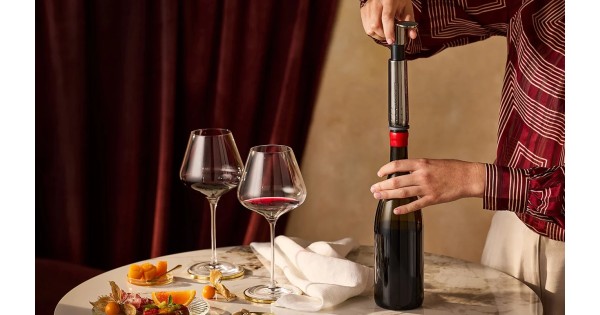 Utilisation de la pompe WA-137 sur une bouteille après le repas