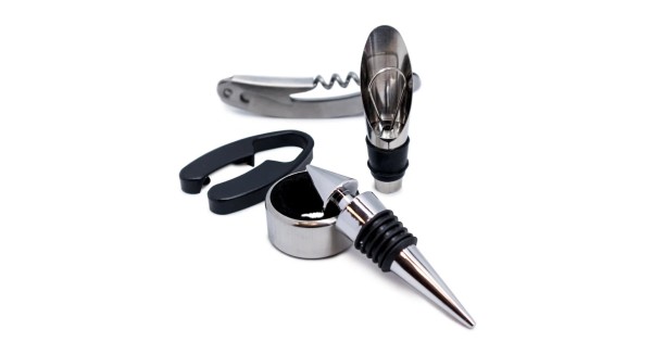 Cinq accessoires du coffret à vin bouteille Vin Bouquet