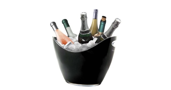 Grande vasque noire Vin Bouquet utilisée pour rafraîchir plusieurs bouteilles