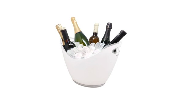 Grande vasque blanche Vin Bouquet remplie pour le service du champagne