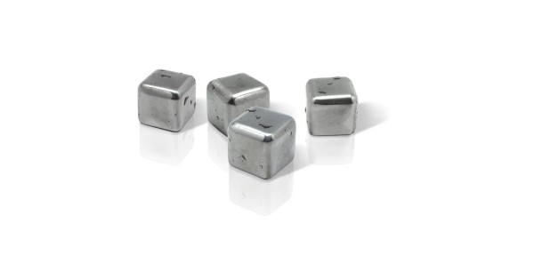 Quatre glaçons réutilisables en inox Vin Bouquet aux angles arrondis