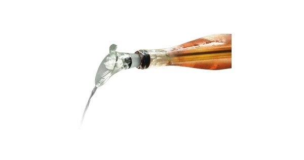 Service d’une boisson avec le verseur du Chill Stick Vin Bouquet