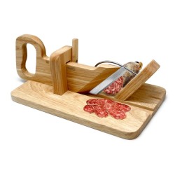 Guillotine à saucisson Nerthus en bois et inox avec charcuterie tranchée