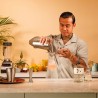 Utilisation du shaker en inox du coffret cocktail Vacu Vin