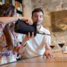 Service du vin avec la gaine Tuxedo noire Koala