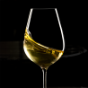 Calice du verre Hommage 45 cl Ultralight Lehmann avec vin blanc