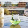 Cocktail avec une garniture végétale dans un verre Open Up Warm Chef & Sommelier