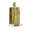 Sac rafraîchisseur Ice.Bag Classic doré Gold présenté avec une bouteille