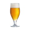 Bière blonde et mousse dans un verre à pied Cervoise 32 cl Arcoroc
