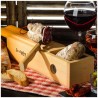 Cage à saucisson So Apéro Roger Orfèvres présentée avec charcuterie et verre de vin