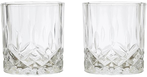 Les deux verres à whisky à reliefs du coffret Gentleman