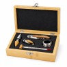 Coffret sommelier Pradel Excellence ouvert, cinq accessoires rangés dans la boîte