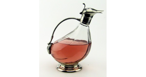 Carafe Canard 0,8 L Le Potier d’Étain avec vin, bec canard, anse et pied en étain