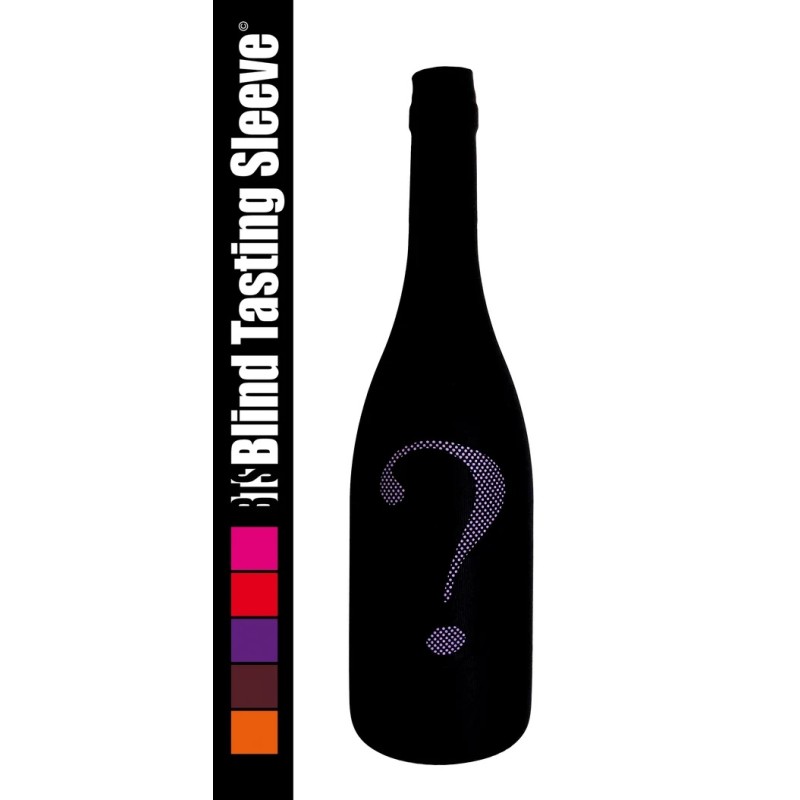 Chaussette noire Blind Tasting Sleeve sur une bouteille avec point d’interrogation mauve