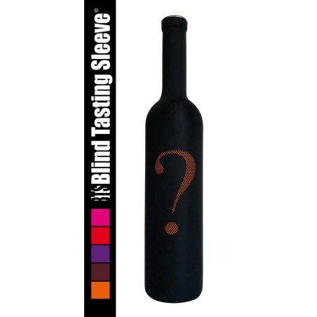 Chaussette noire Blind Tasting Sleeve sur une bouteille avec point d’interrogation orange