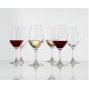 Verres Expert Spiegelau présentés avec du vin rouge et du vin blanc