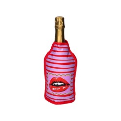 Gaine rafraîchissante Bouche Gift Company à lèvres rouges sur fond rayé violet et rouge, sur une bouteille